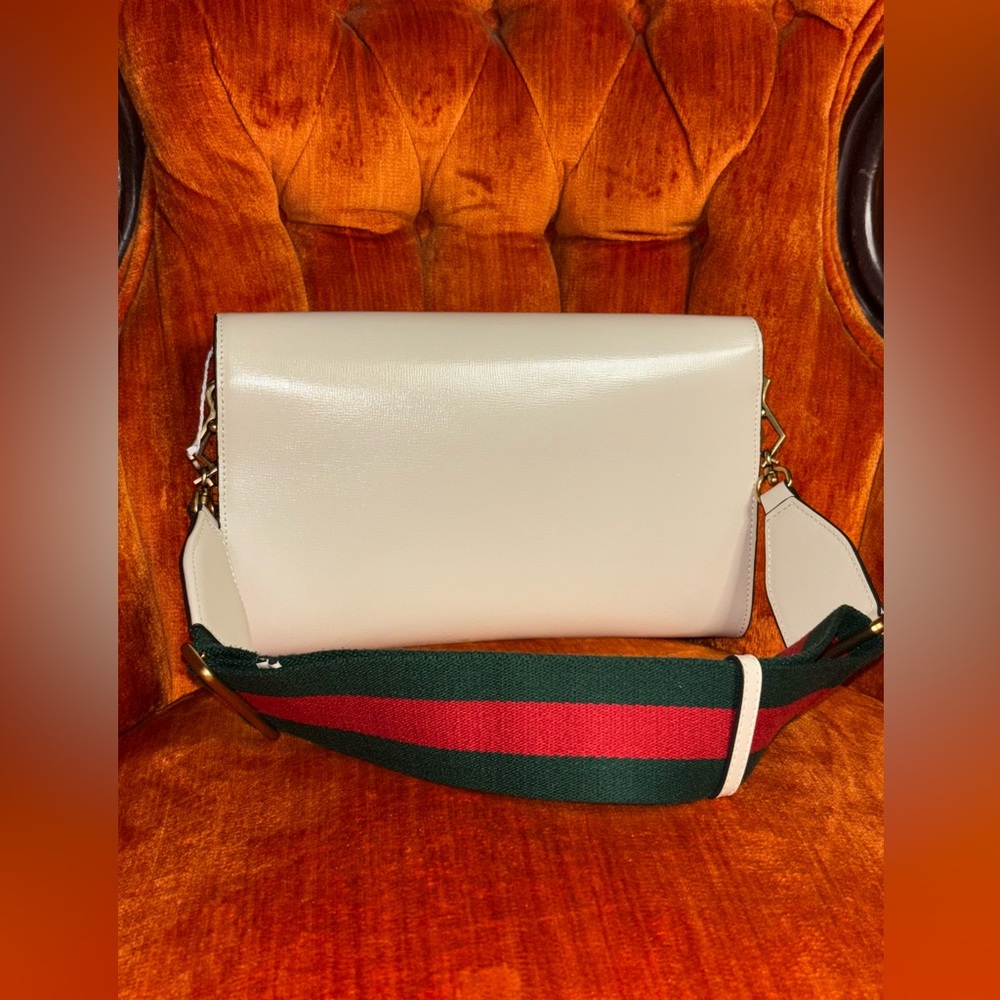 Gucci White Leather Crossbody with Green & Red Web Strap - Picture 7 of 12